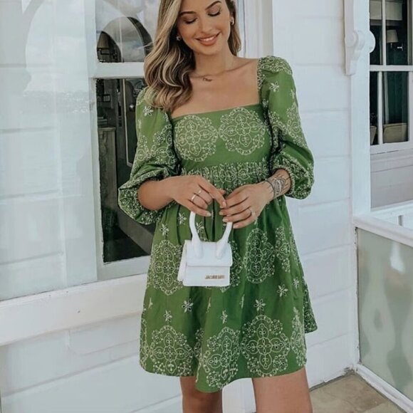 Zara Women's Blogger's Favorite Green Embroidered Puff Sleeve Dress- Size XS - Picture 6 of 16